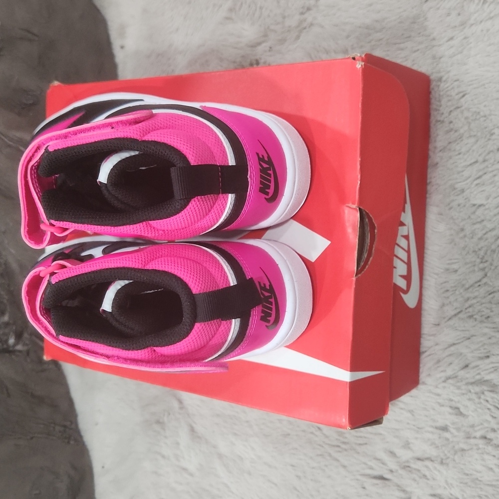 Nike High-Tops in Pink and Black Girls Court Borough Mid 2 Sz 3.5 - Picture 5 of 8